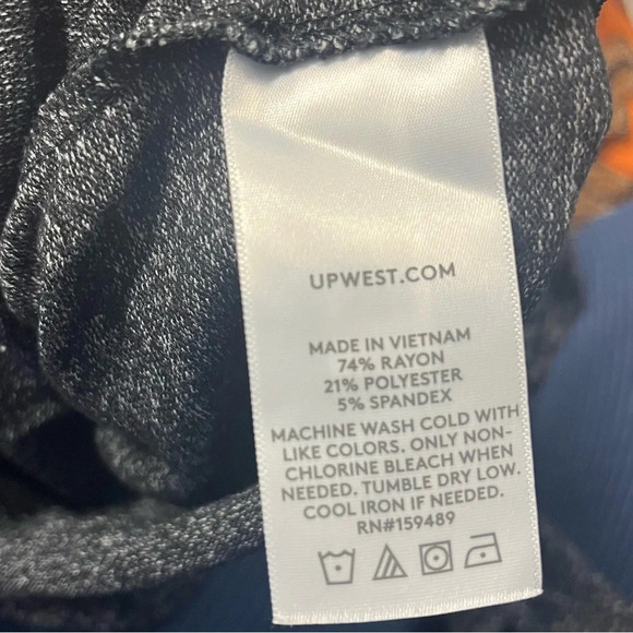 UpWest Long Sleeve Twist Front Grey Shirt size Large - Picture 4 of 6